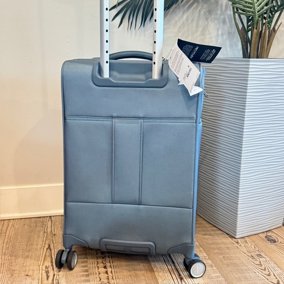 Samsonite UPLIFT SOFTSIDE CARRY-ON SPINNER luggage $380 - Picture 11 of 12